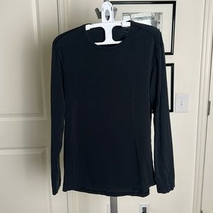 Lululemon Black Long Sleeve